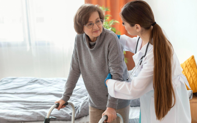 Why More Dallas Families Choose In-Home Care Over Assisted Living